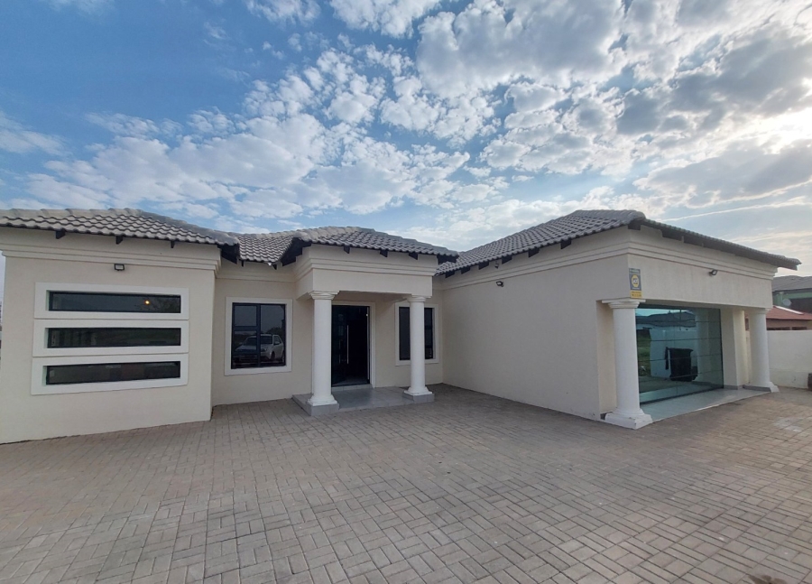 4 Bedroom Property for Sale in Brits North West